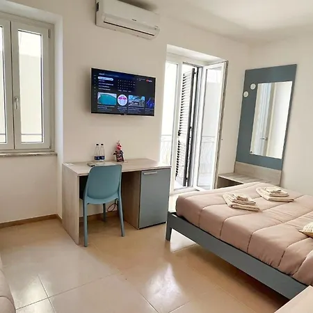 Flamingo 4*
